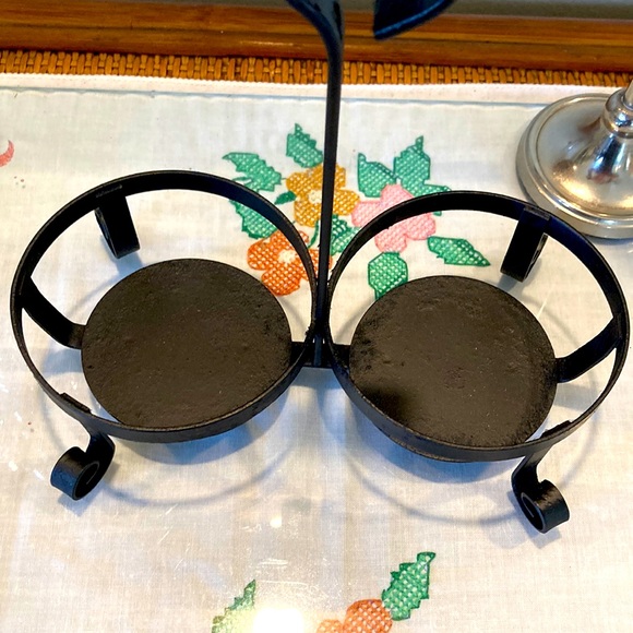 ๐HP๐Vintage Rustic Metal Flat Black Oil & Vinegar caddy with loop used 8x8 fit - Picture 2 of 6